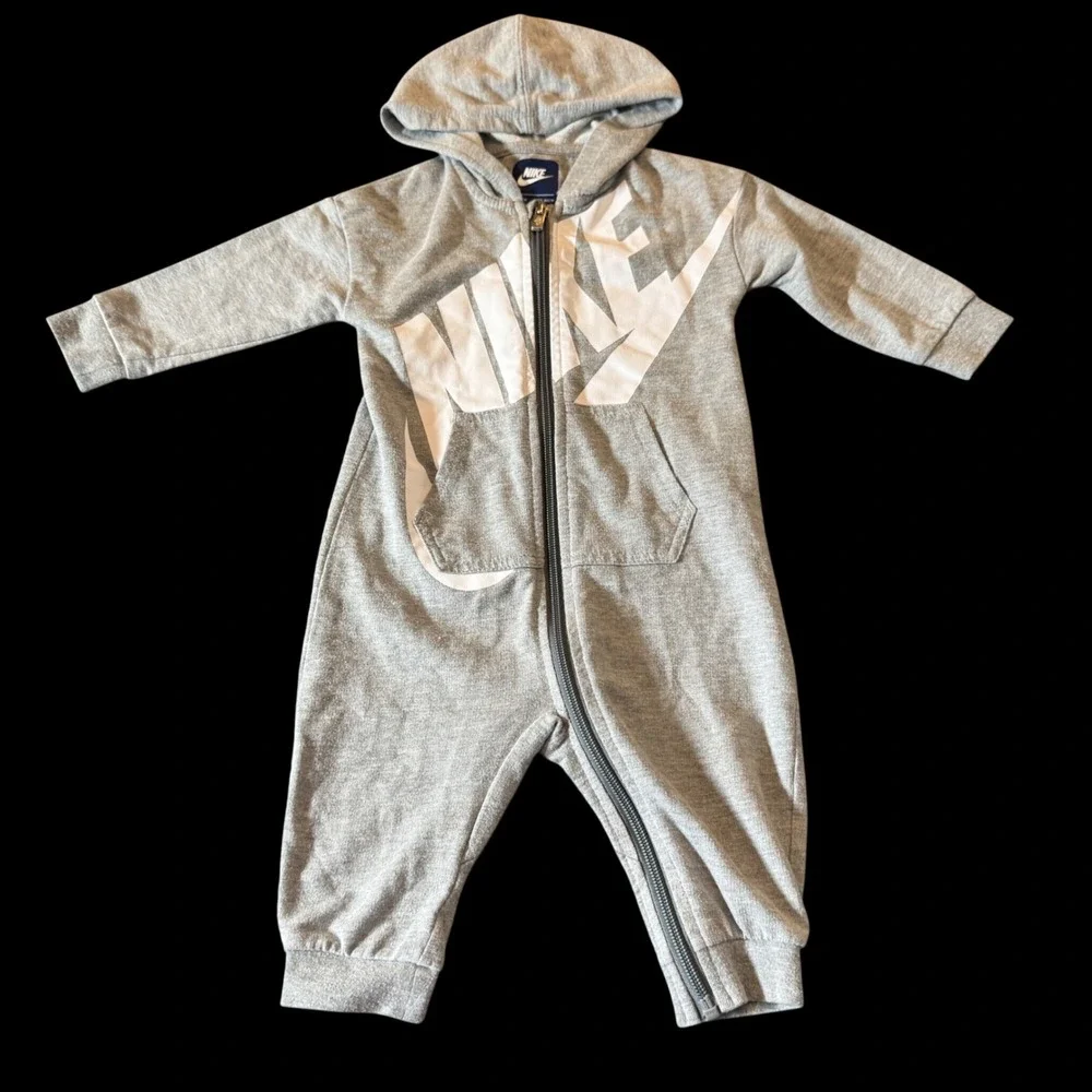 Nike Baby Play All Day Hooded Coverall 9/12M Gray Big Logo Zip Romper Athleisure